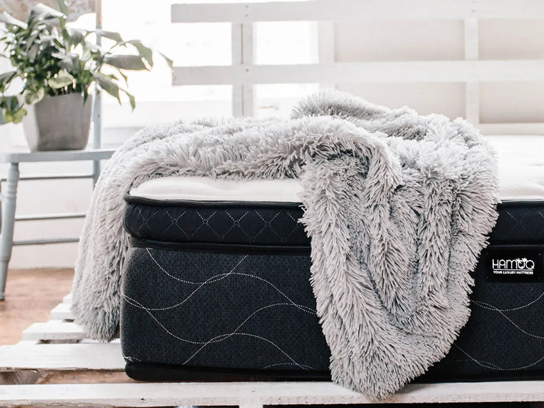 Hamuq mattress guide image for Mattress in a Box Dimensions: Box Size, Weight and Fit