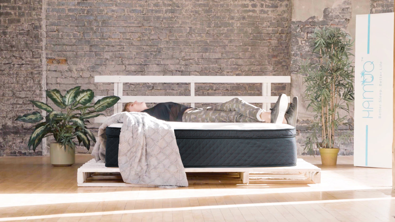 Hamuq™ Hybrid mattress. Mattresses, bed accessories, and more!
