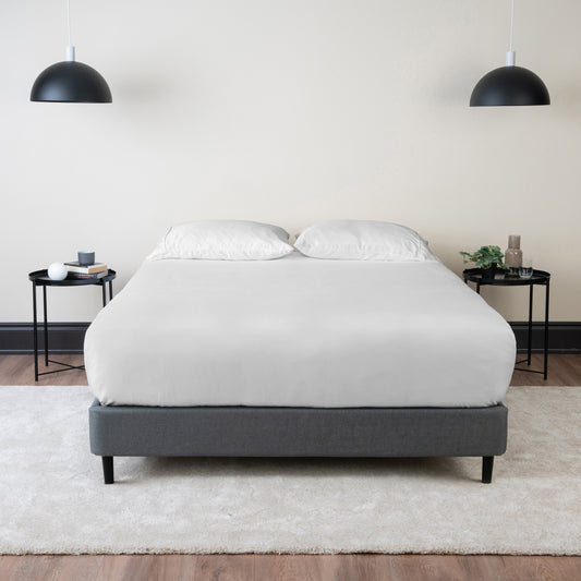 The Upholstered Platform Bed Frame Hamuq